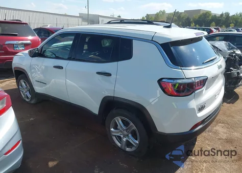 2024 Jeep Compass Sport 4X4 from USA, damaged, VIN 3C4NJDAN4RT106407